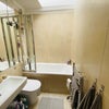 Photo 4: Shared bathroom (Felicia has an en suit so we are only 2 sharing this)