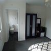 Photo 3: En-suite bedroomk