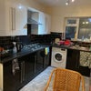 Photo 4: kitchen