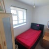 Photo 9: Single room LET