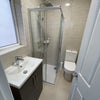 Photo 5: Room 1 en suite