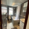 Photo 4: Upstairs bathroom 