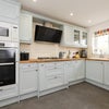 Photo 3: Kitchen