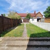 Photo 4: Garden