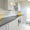 Photo 2: Kitchen