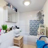Photo 9: Bathroom