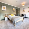 Photo 5: ROOM 4 - DOUBLE
