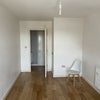 Photo 4: 2 Bedroom