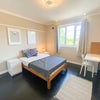 Photo 4: Light bright room