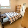 Photo 6: ROOM 5