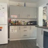 Photo 5: kitchen