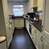 Photo 4: Kitchen 