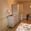 Photo 5: Room - funiture
