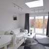 Photo 5: Lounge