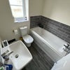 Photo 4: Middle Bathroom