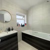 Photo 4: Communal bathroom - View 2
