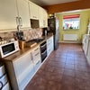 Photo 7: Kitchen