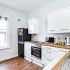 Photo 6: Kitchen