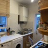 Photo 5: Kitchen (i)