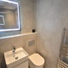 Photo 3: En suite bathroom