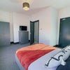 Photo 11: Room 5 - LET