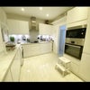 Photo 2: Kitchen