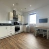 Photo 3: Kitchen