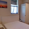 Photo 4: double bed, tv, usb points, single wardrobe