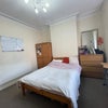 Photo 4: Ground floor double room 