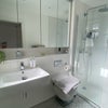 Photo 3: En Suite
