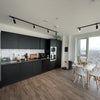 Photo 3: Kitchen