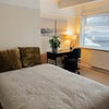 Photo 4: Room 1
