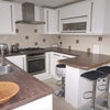 Photo 5: Kitchen