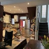 Photo 2: Kitchen