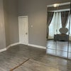 Photo 9: Room 1