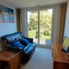 Photo 5: Lounge