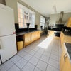Photo 4: Kitchen
