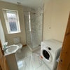Photo 2: En-suite (Washing Machine included)