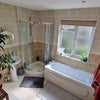Photo 4: Bathroom 