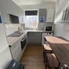 Photo 7: Kitchen