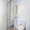 Photo 4: En-suite bathroom 