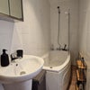 Photo 5: En-suite Picture 2