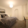 Photo 5: Room 1 - en suite - LET