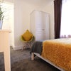 Photo 4: Room 4 Double Ensuite Available