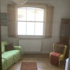 Photo 8: Livingroom