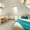 Photo 2: Loads of Light and Space