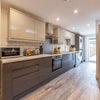 Photo 4: kitchen