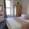 Photo 8: Room 4