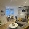 Photo 4: Kitchen/living room