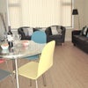 Photo 6: sociable living area